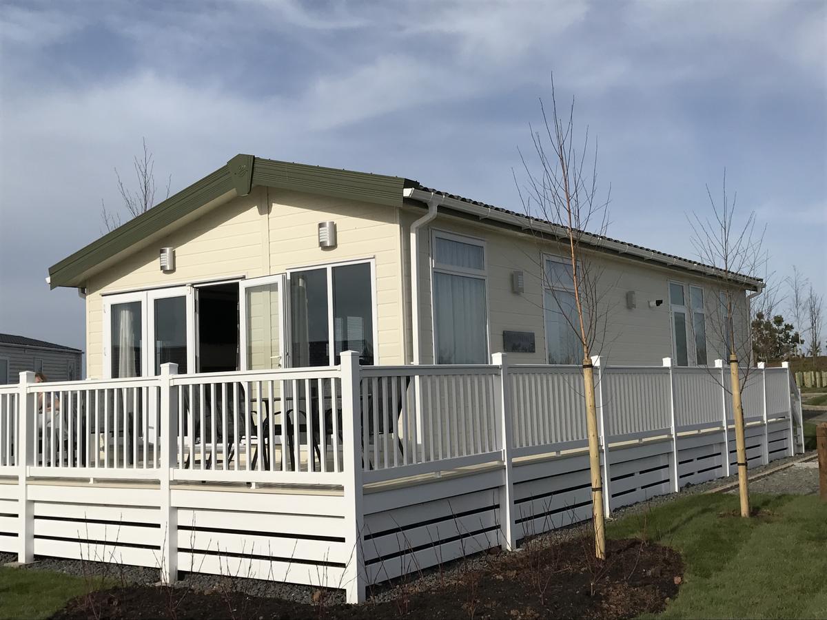 Luxury Lodge At Haggerston Castle Beal Exterior foto